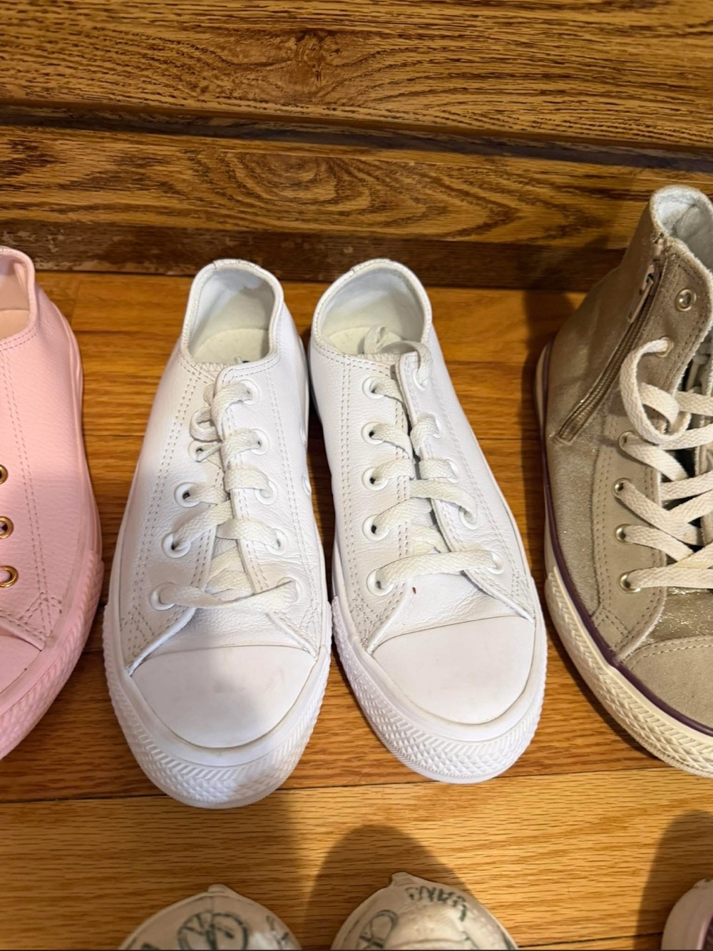 Converse White Low-Top Leather Lace-Up Sneakers